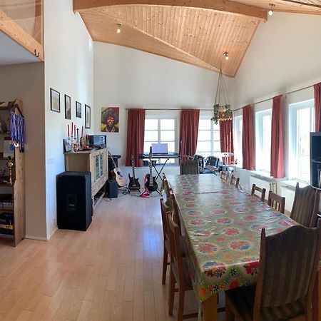 Hvammur 2 Guesthouse Red House Блондуос Екстериор снимка